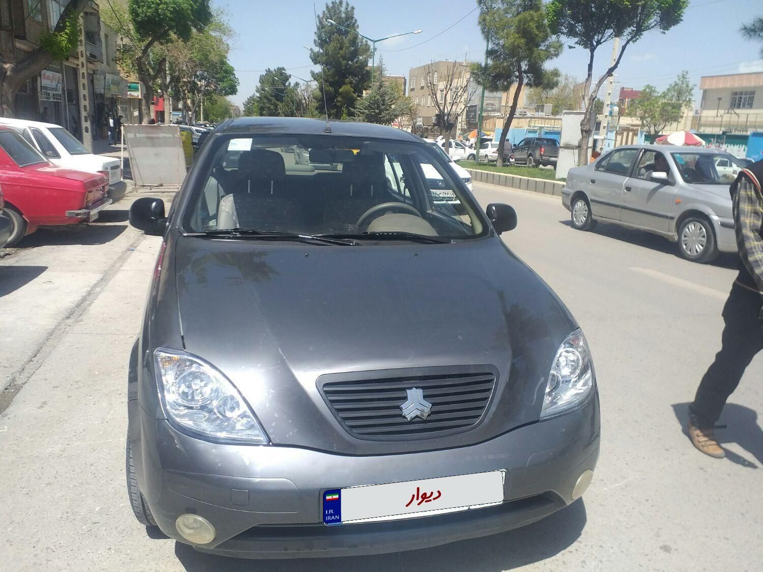 تیبا صندوق دار LX - 1392