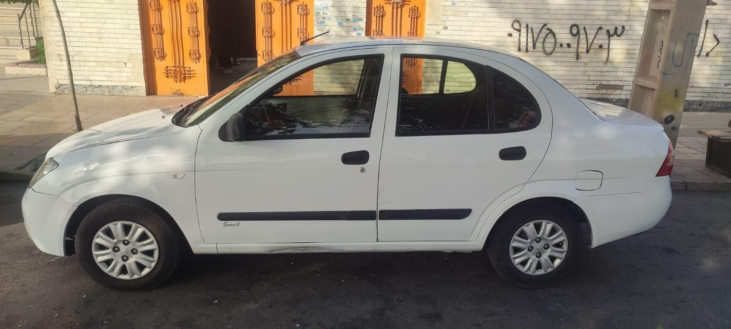 تیبا صندوق دار SX - 1393
