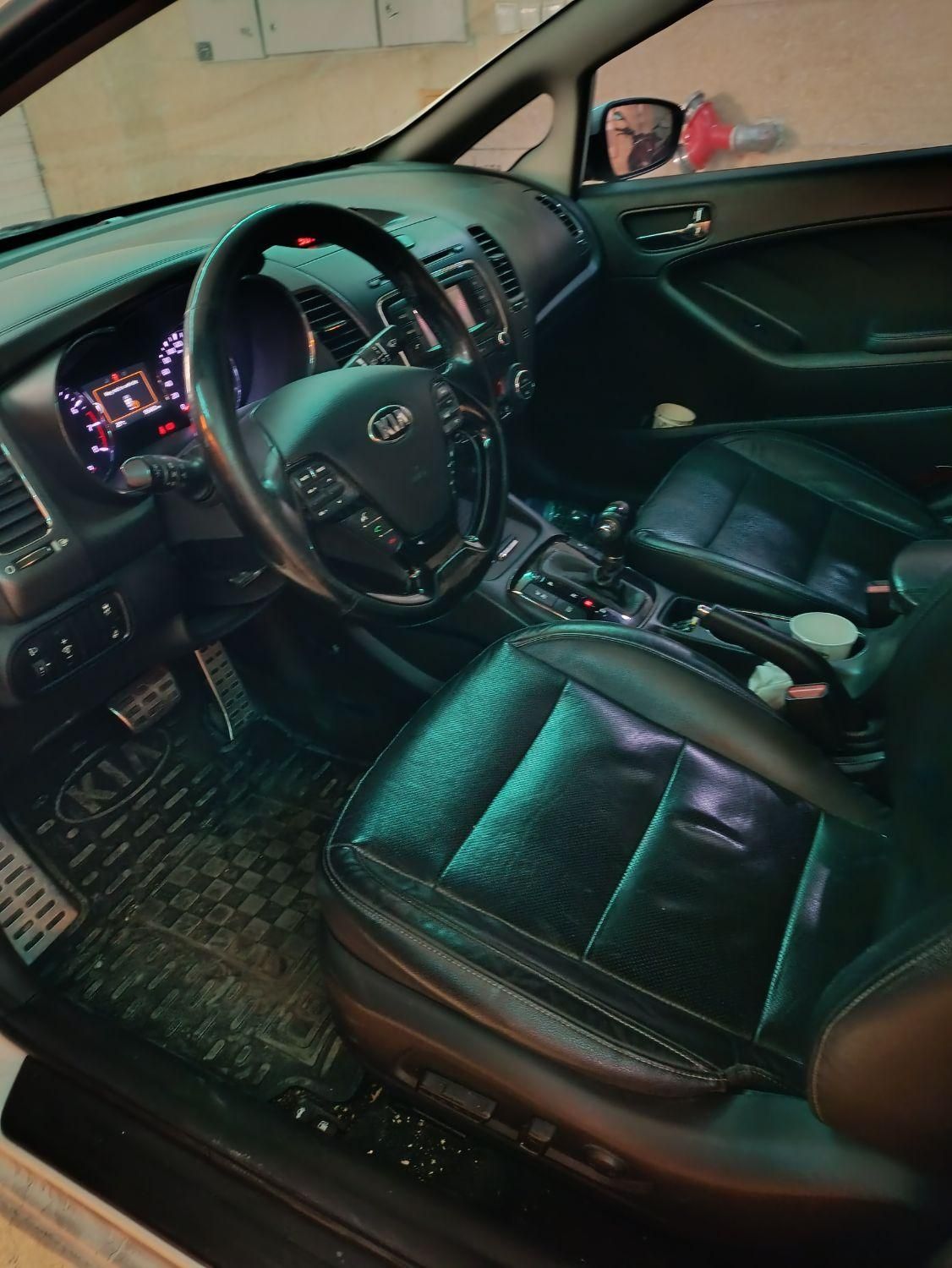 کیا سراتو 2.0 لیتر اتوماتیک GT لاین - 2016