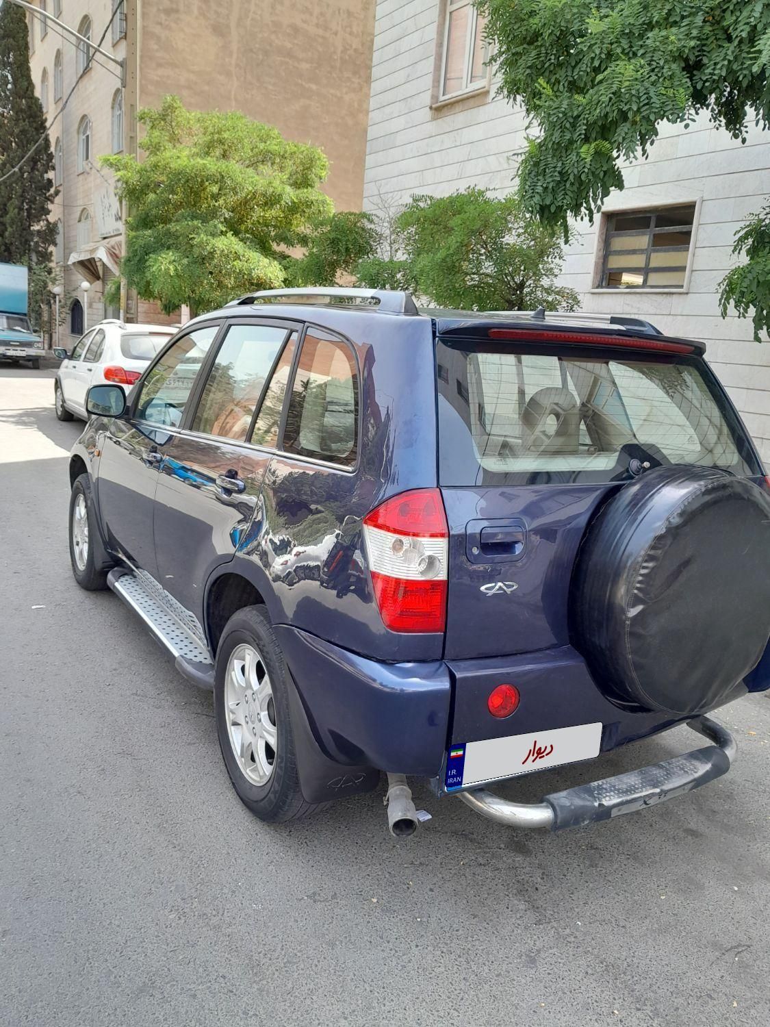 ام وی ام X33 دنده‌ای ساده - 2012