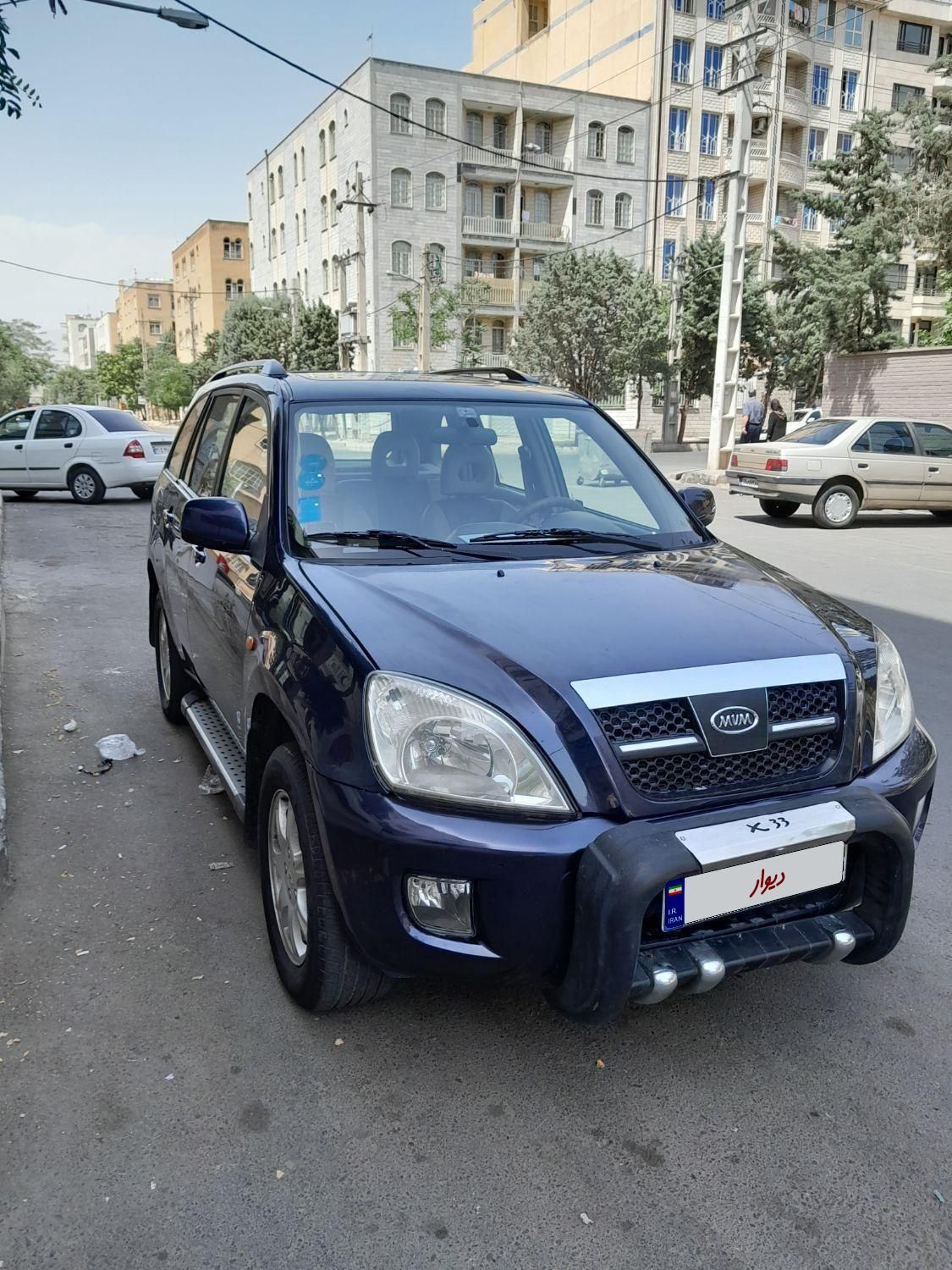ام وی ام X33 دنده‌ای ساده - 2012