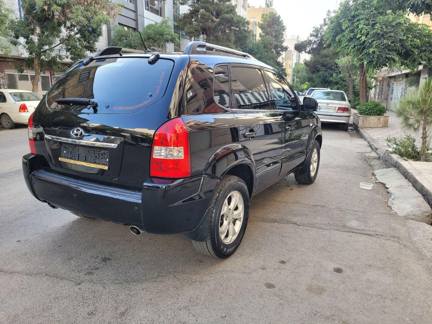 هیوندای توسان 2.7 لیتر - 2010