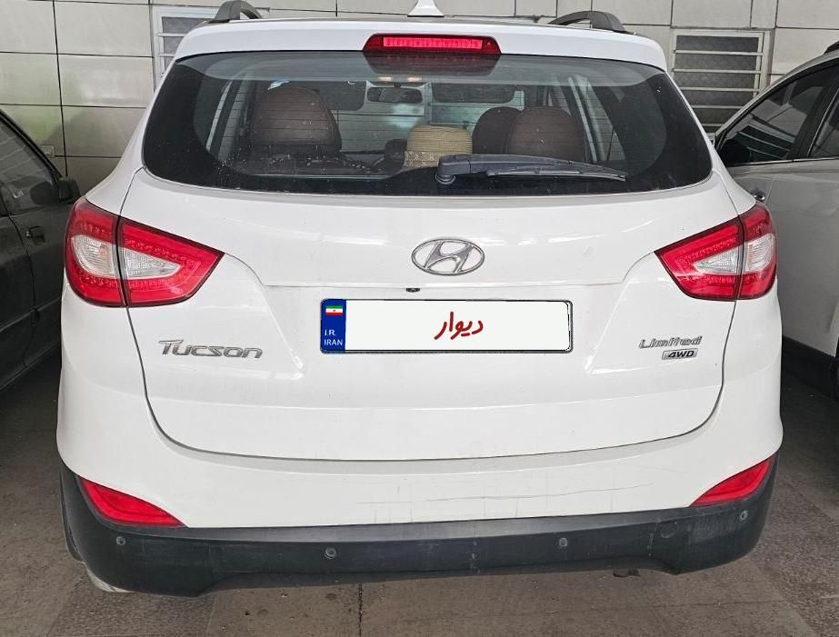 هیوندای توسان 2.4 لیتر - 2015