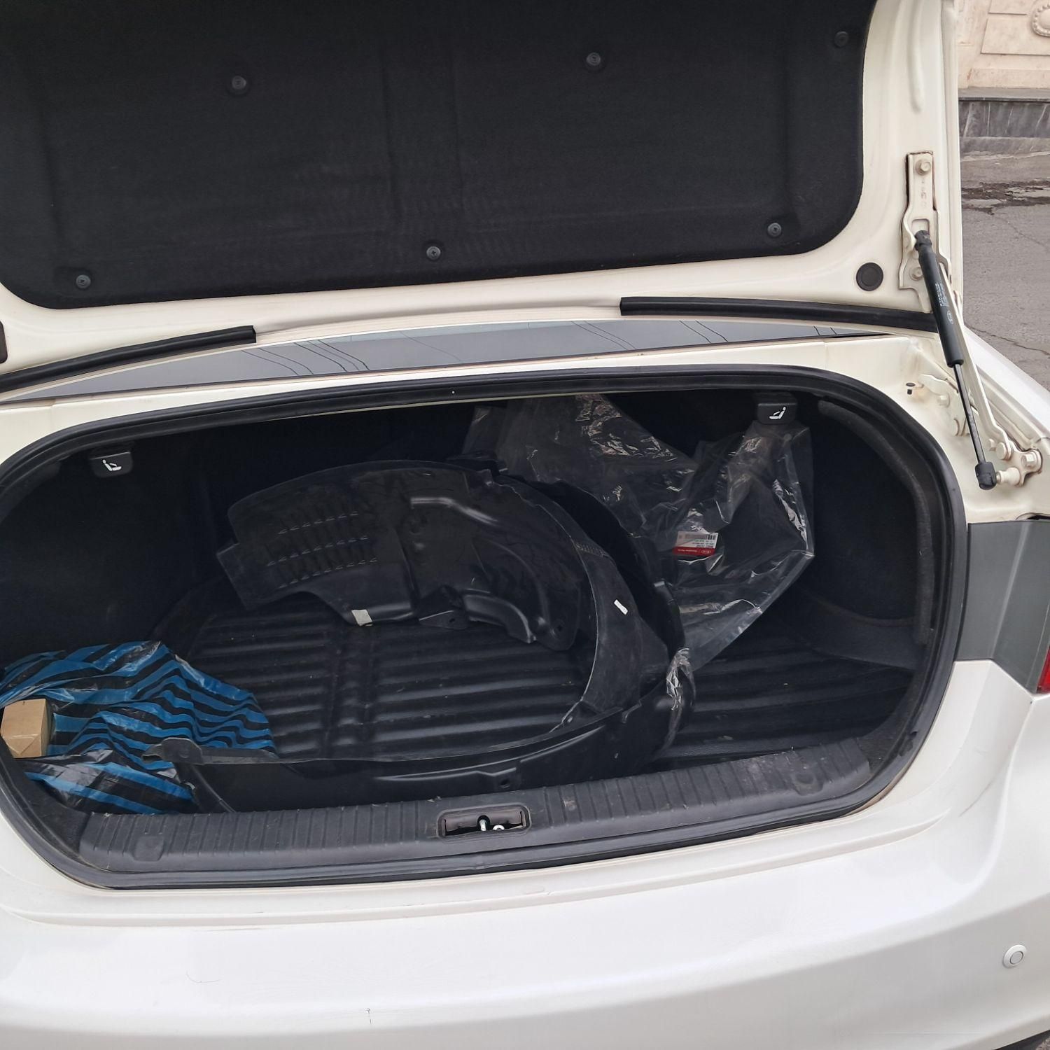 کیا اپتیما فول EX - 2010