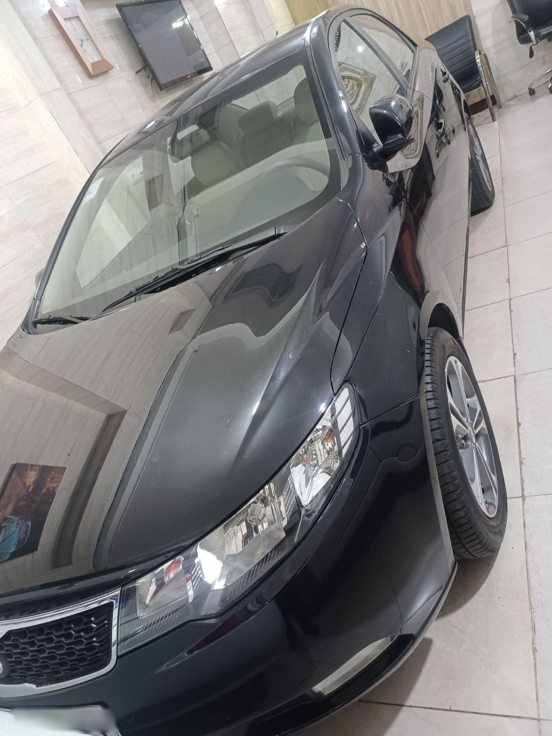 خودرو کیا، سراتو مونتاژ آگهی ann_18295644