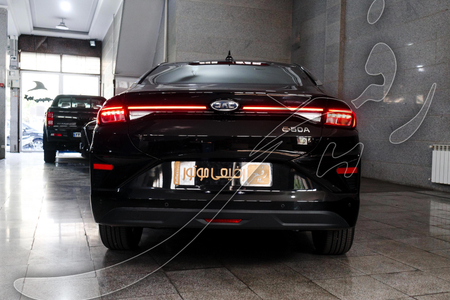 کی ام سی EJ7 142 کیلووات - 2024