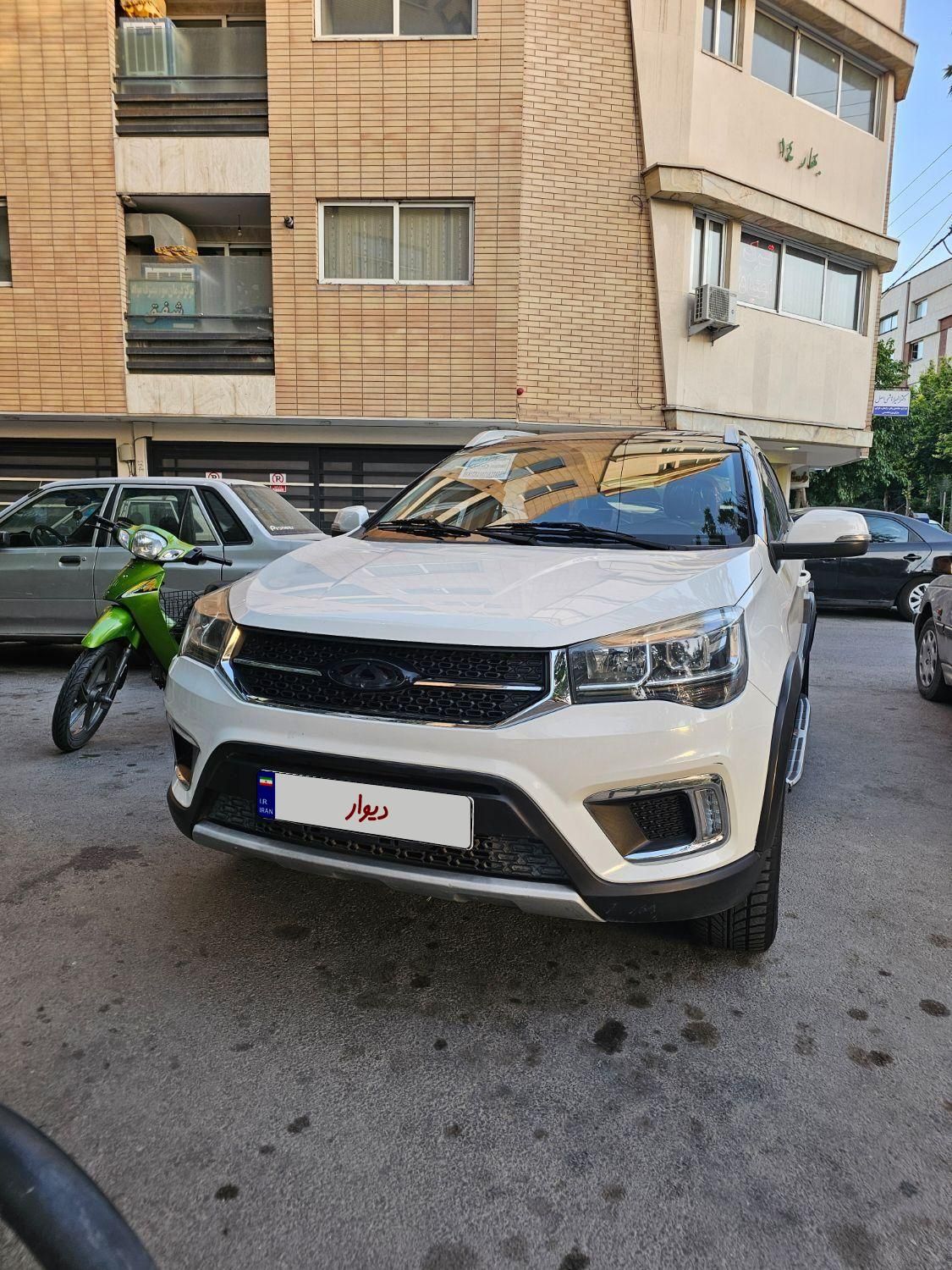 خودرو ام وی ام، X22 آگهی ann_18296316
