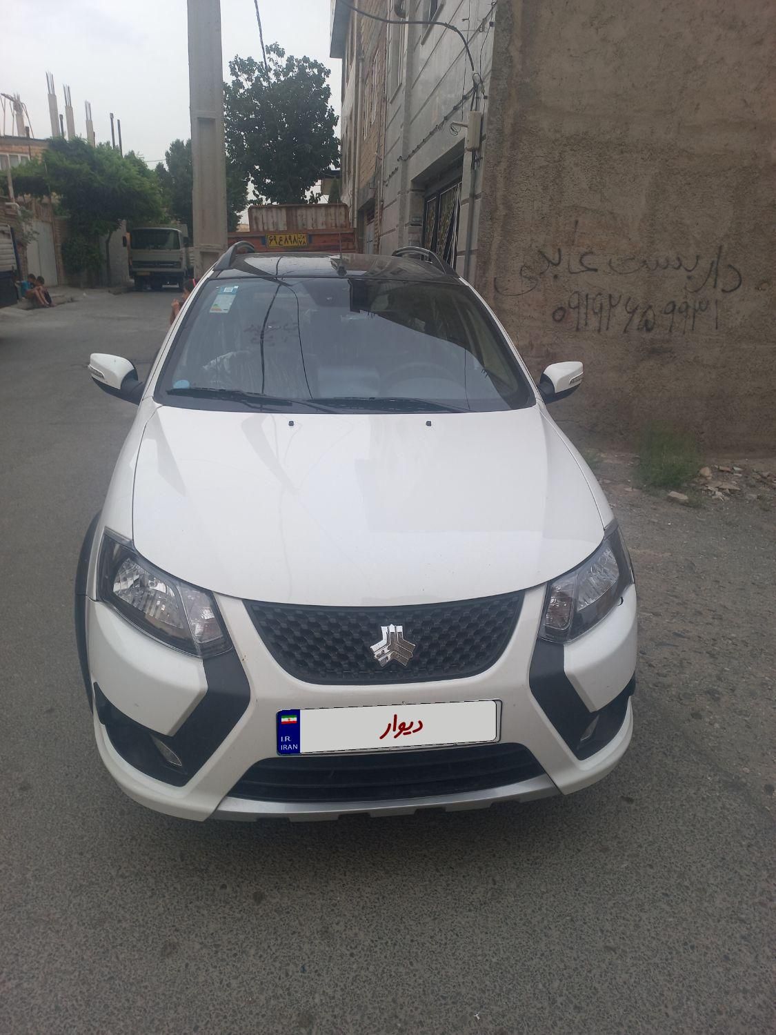 کوییک R دنده‌ای - 1403
