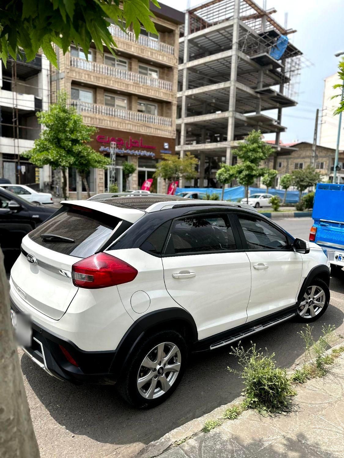 ام وی ام X22 دنده ای اسپرت لاکچری - 2021