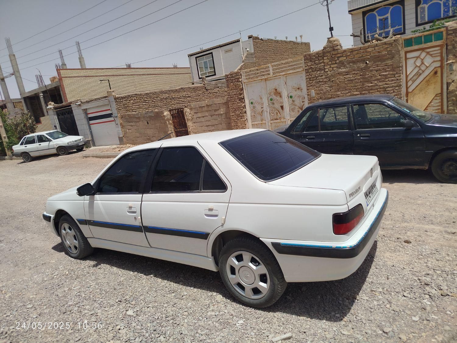 پژو پارس XU7P - 1402