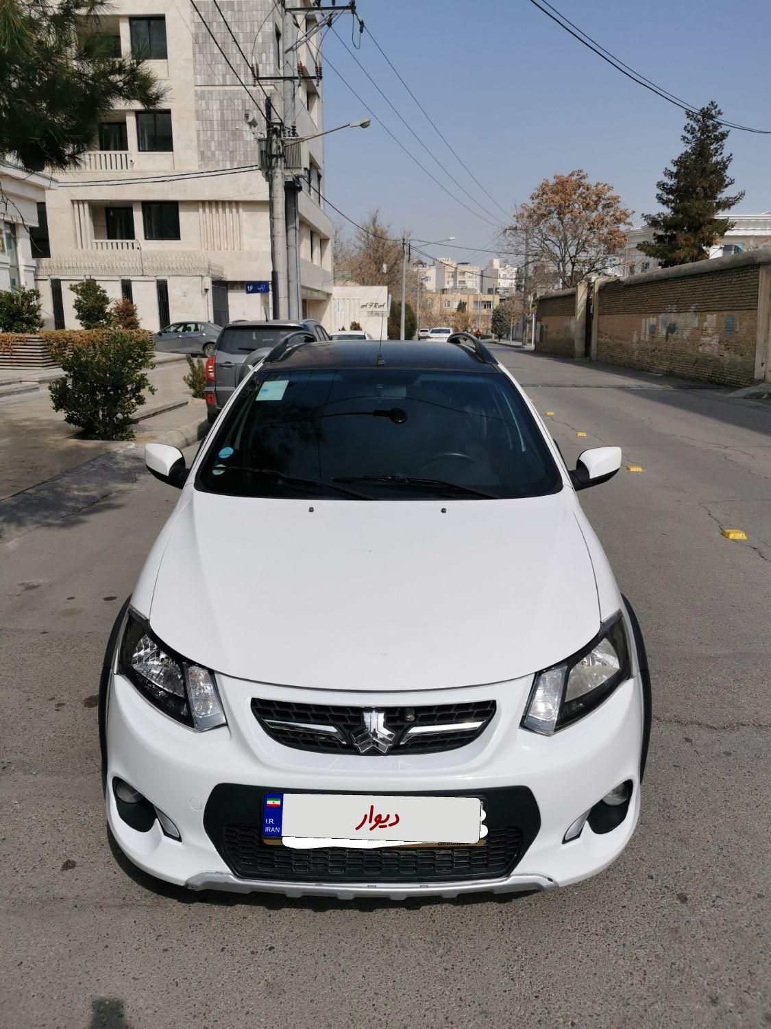 خودرو کوییک، R آگهی ann_18296754