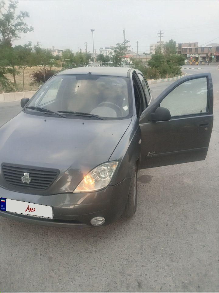 تیبا صندوق دار SX - 1393