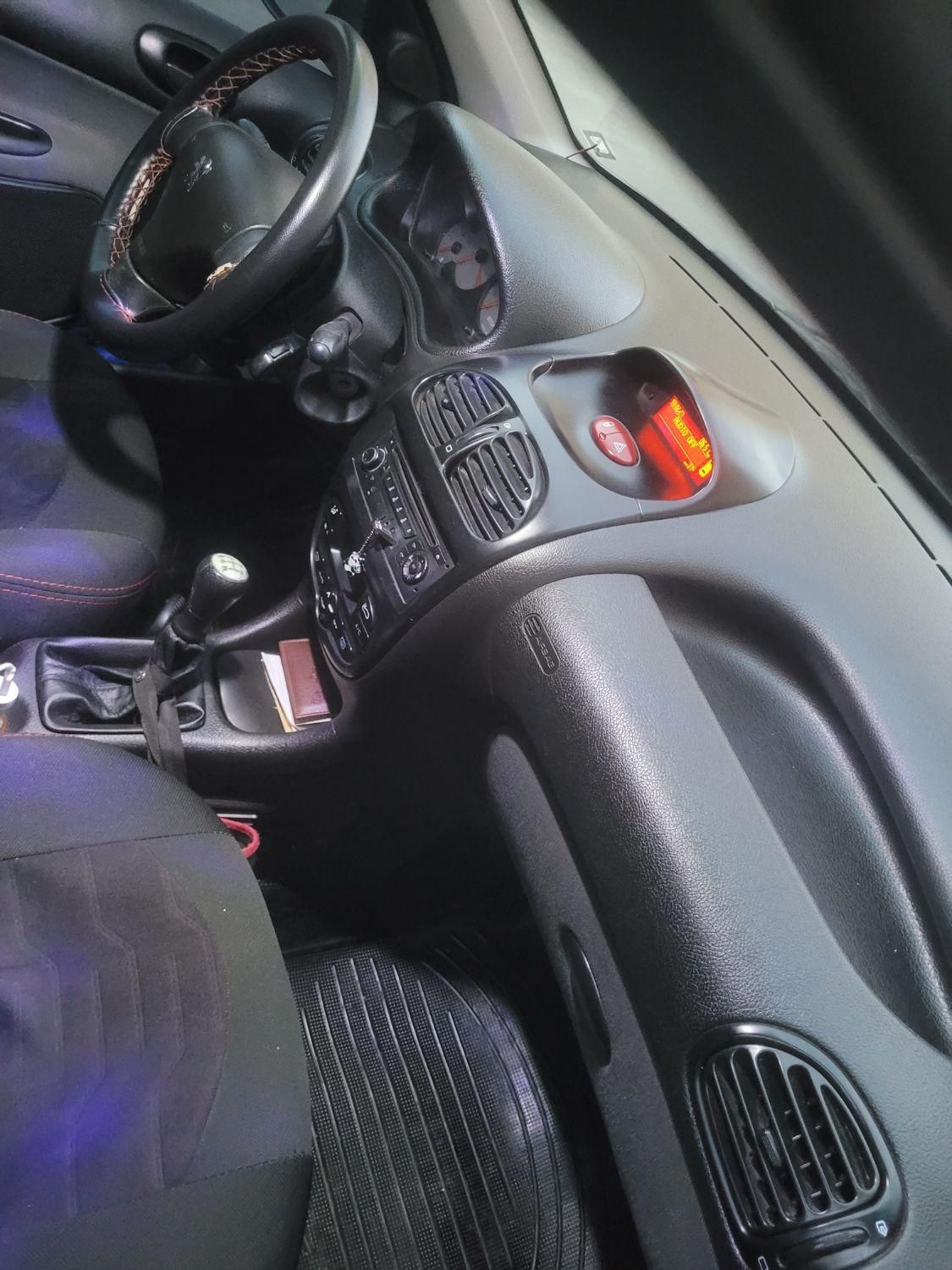 پژو 206 SD v8 - 1394