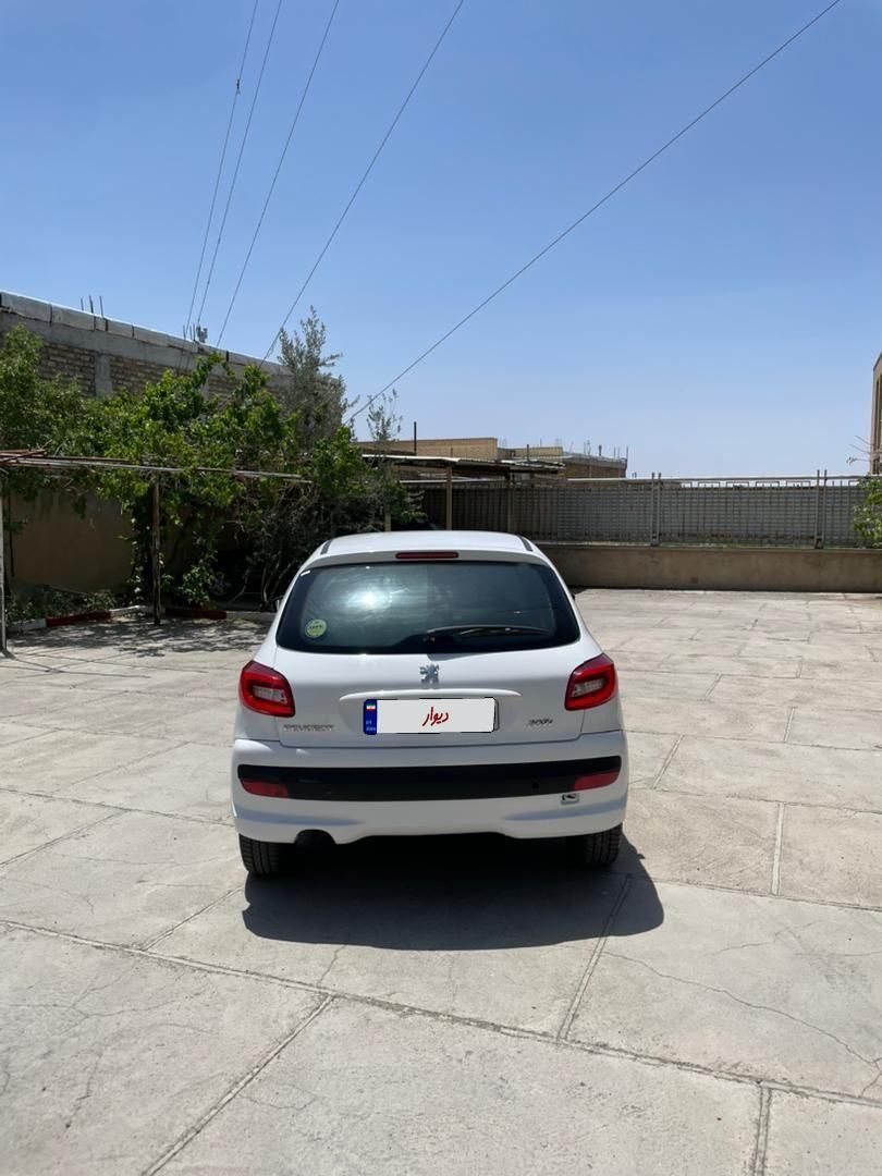 پژو 207 دنده‌ای - 1401