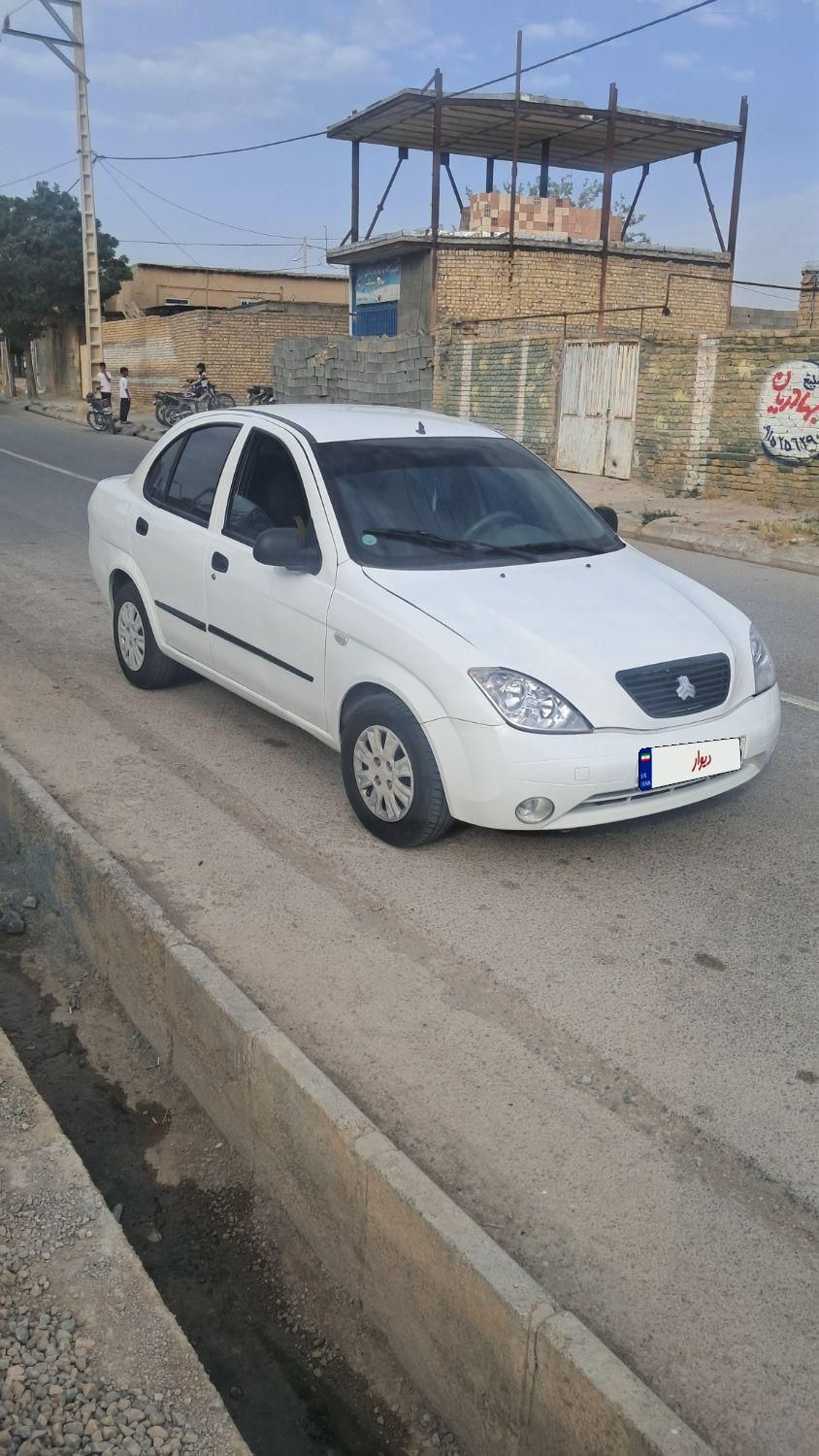 تیبا صندوق دار SX - 1400