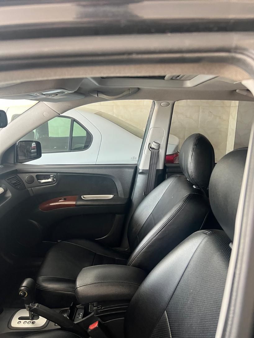 کیا اسپورتیج 6 سیلندر 2700cc - 2010