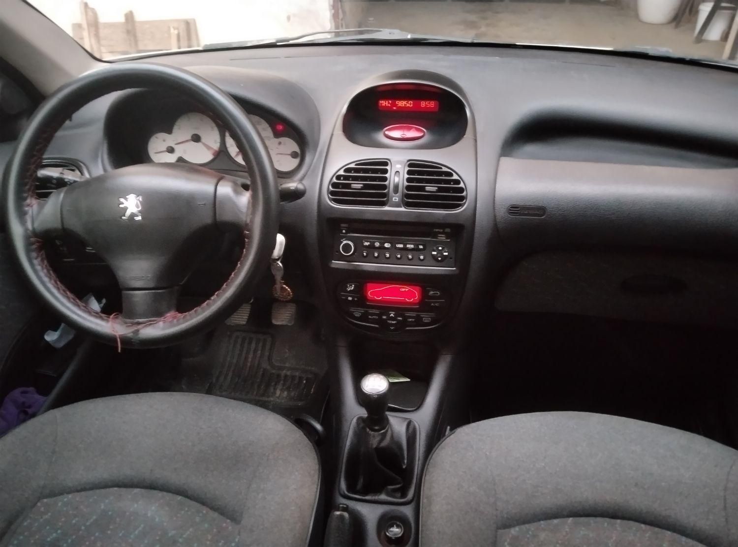 پژو 206 SD v8 - 1390