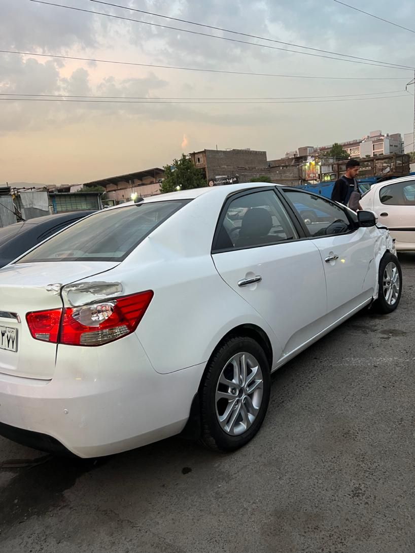خودرو کیا، سراتو مونتاژ آگهی ann_18297380