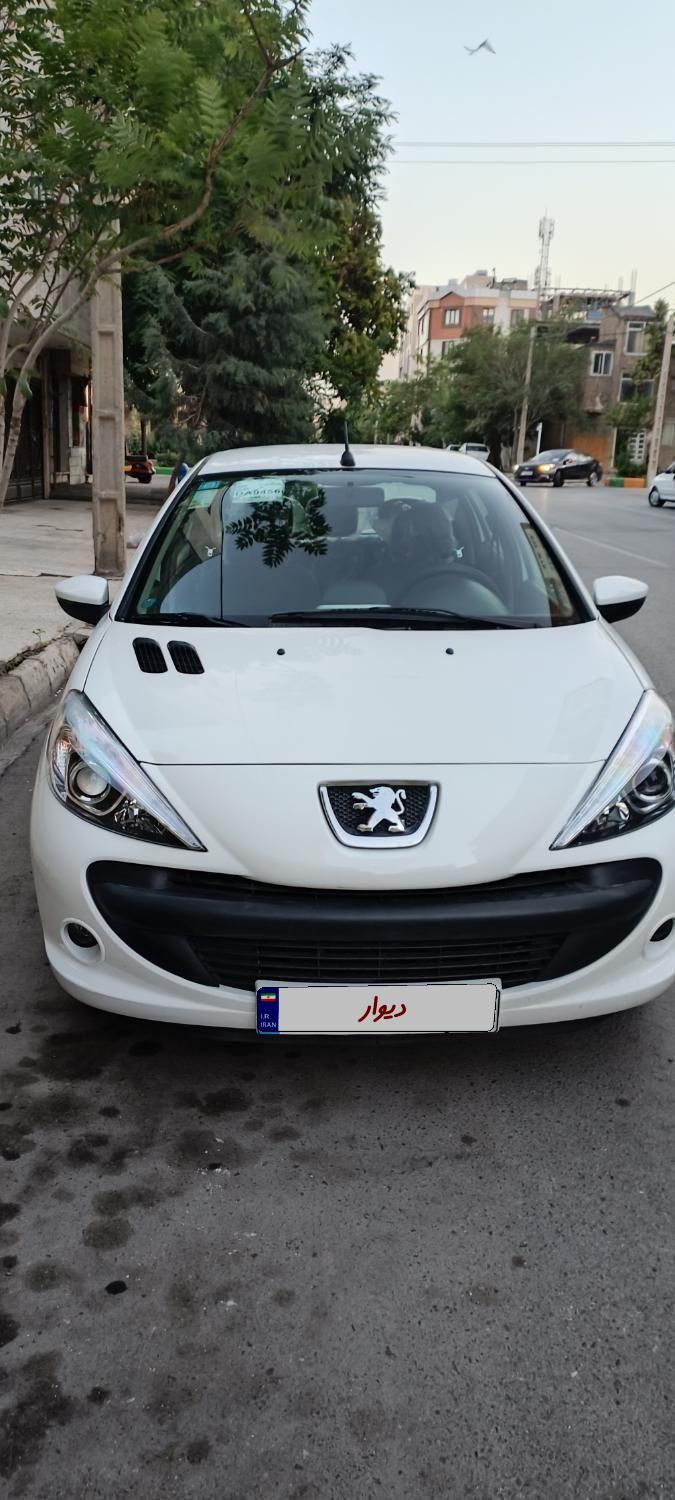 پژو 207 دنده‌ای با موتور TU3 - 1402