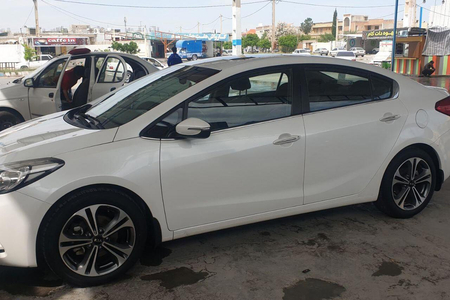 کیا سراتو 2.0 لیتر دنده ای - 2015