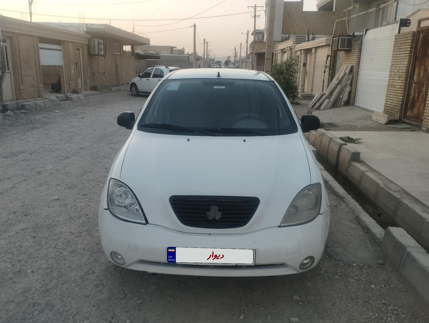 تیبا صندوق دار EX - 1395