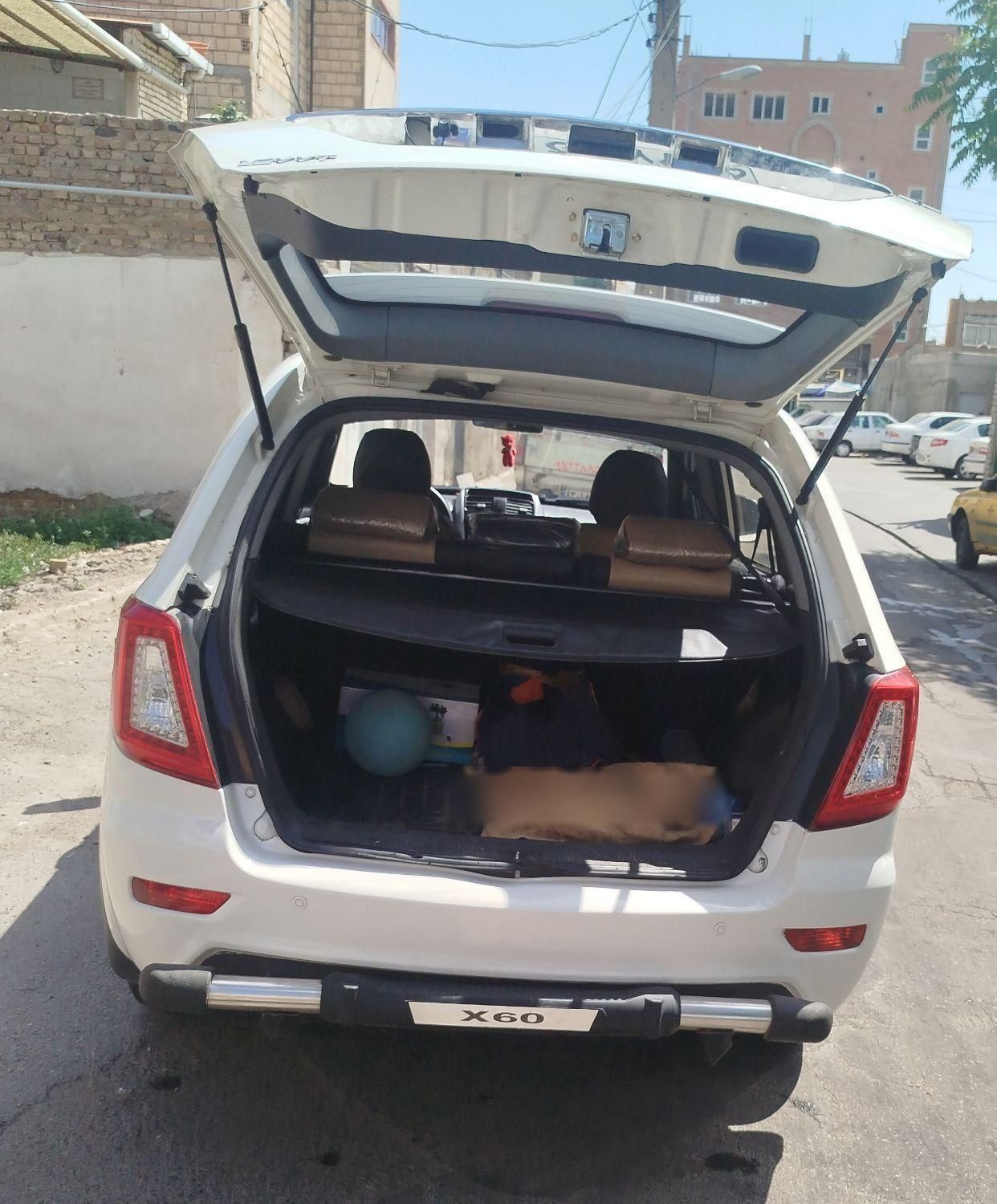 لیفان X60 دنده‌ای - 2015