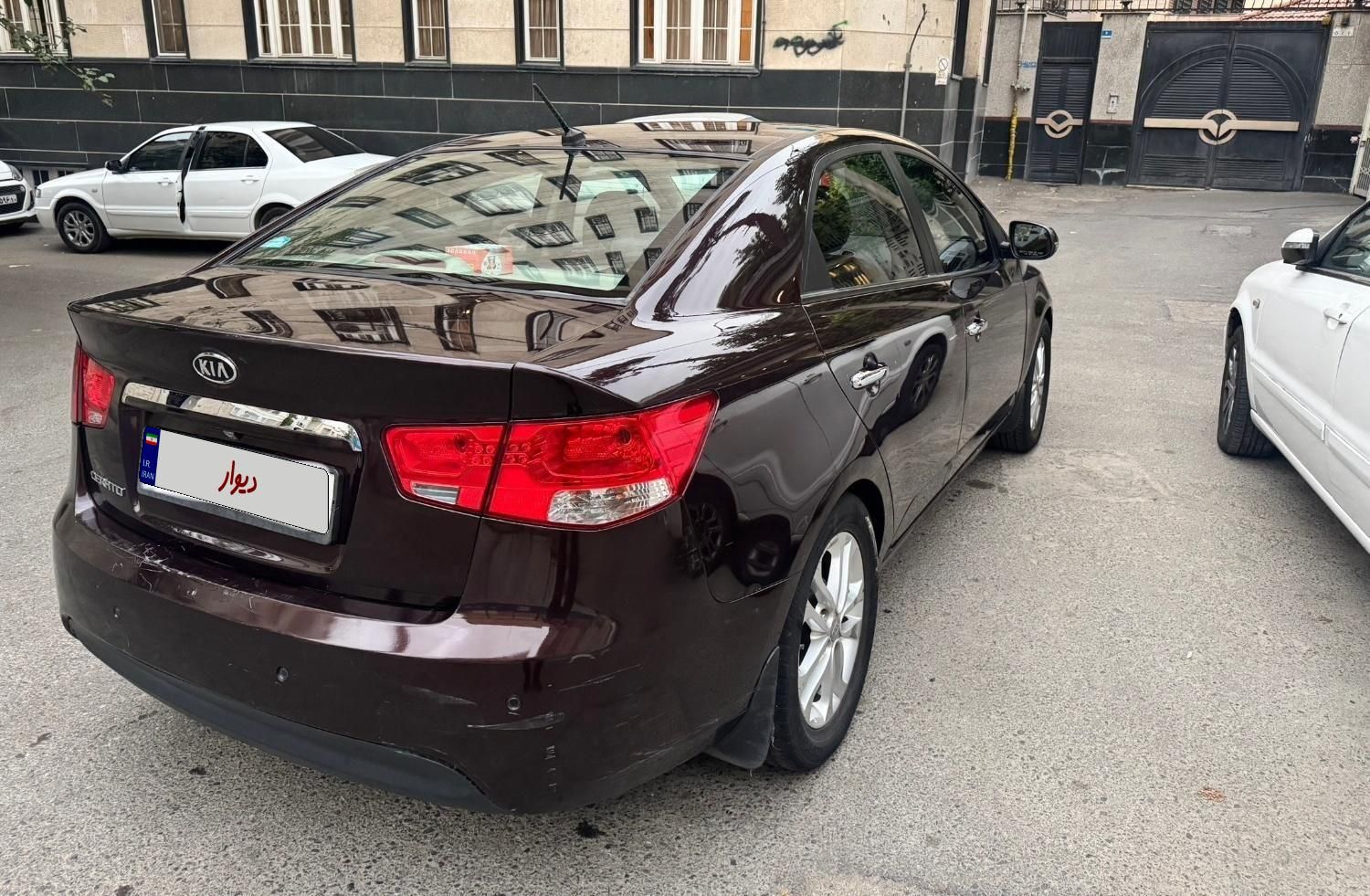 خودرو کیا، سراتو مونتاژ آگهی ann_18298183