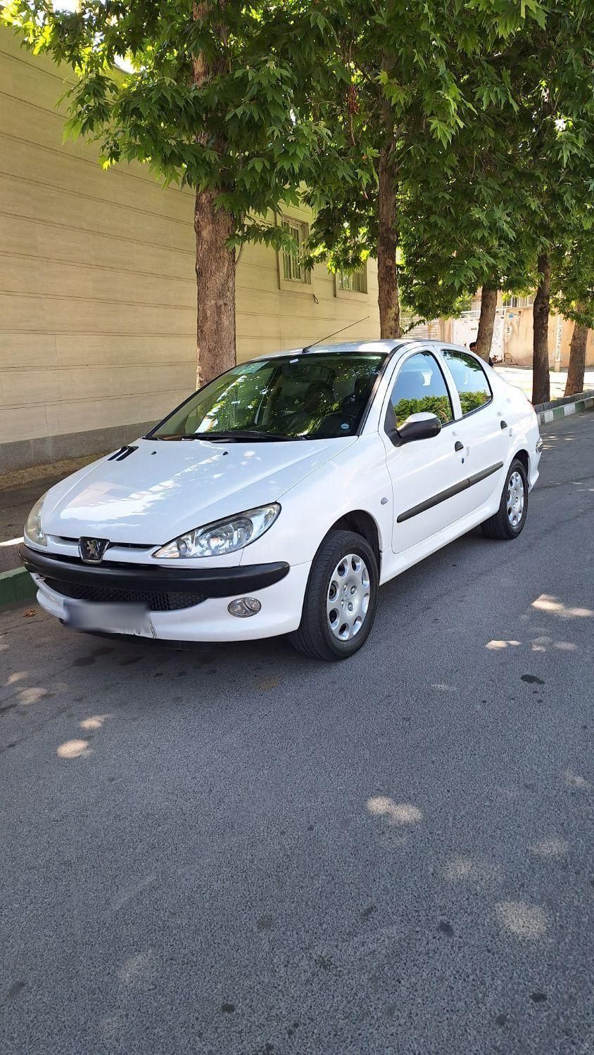 پژو ۲۰۶ صندوق دار v8 - 1390