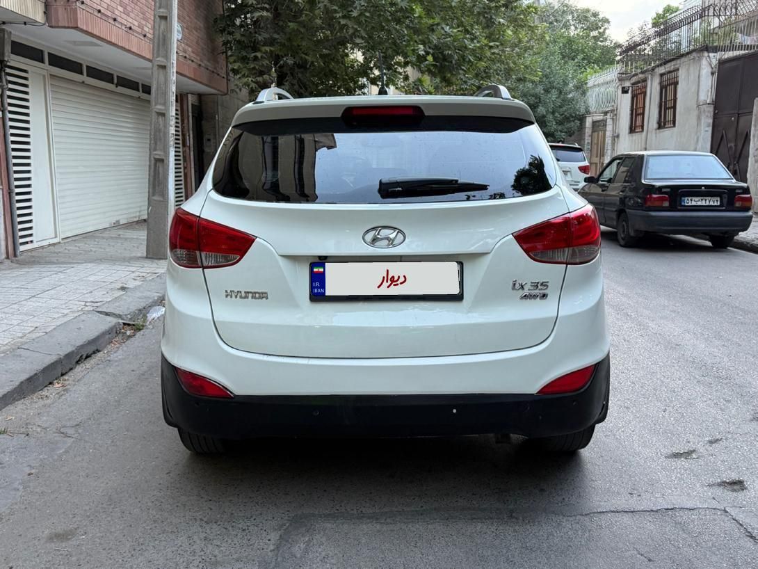 هیوندای توسان 2.4 لیتر - 2011
