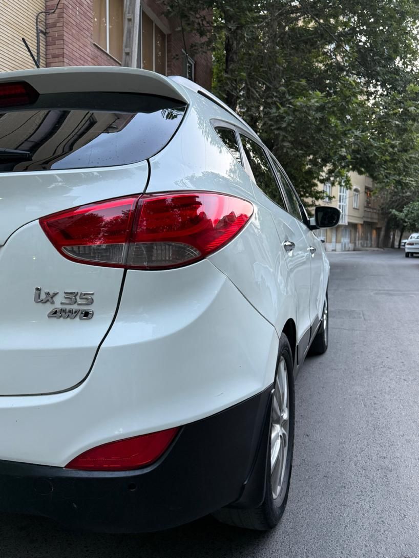 هیوندای توسان 2.4 لیتر - 2011