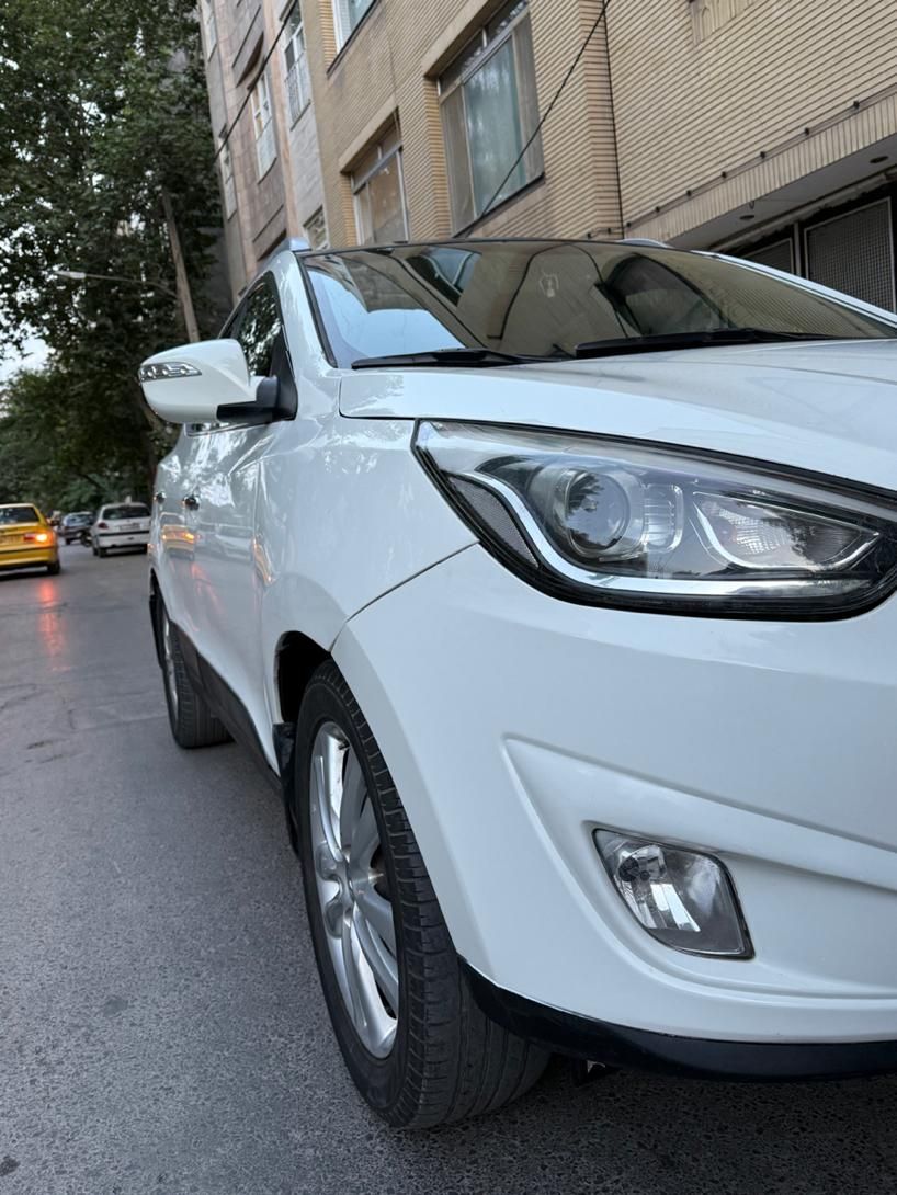 هیوندای توسان 2.4 لیتر - 2011