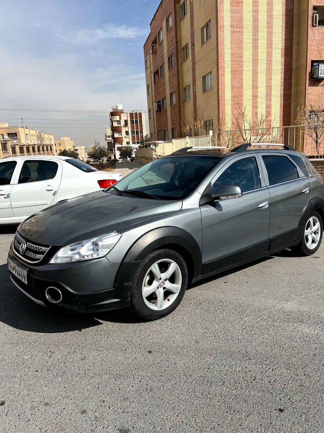 خودرو دانگ فنگ، H30 کراس آگهی ann_18299635