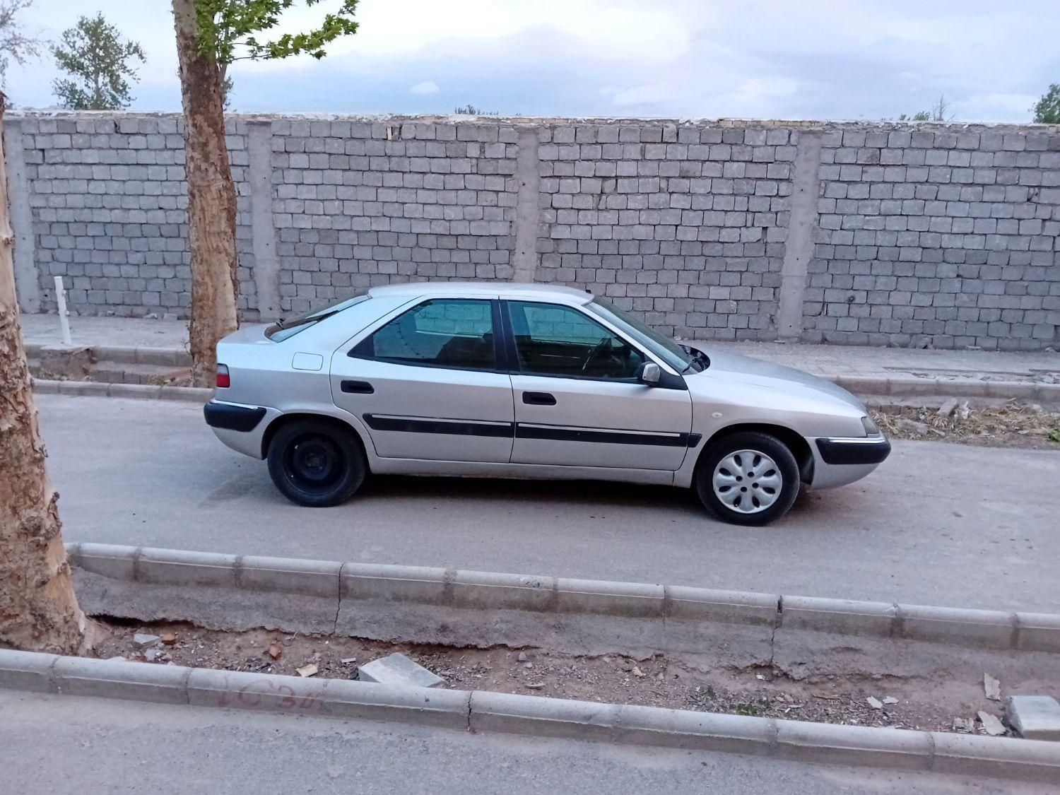 سیتروئن زانتیا X - 2005