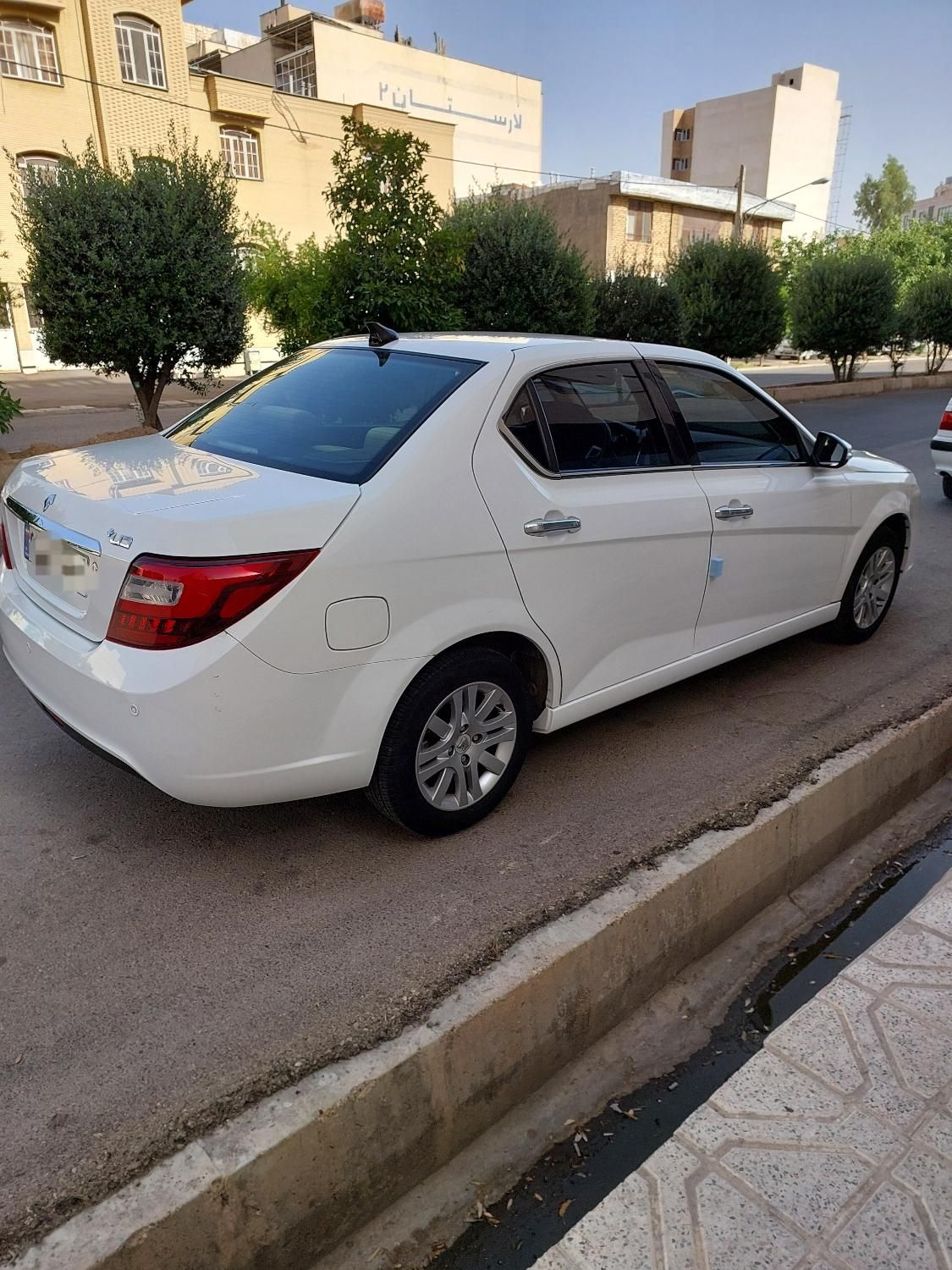 دنا پلاس تیپ ۱ دنده‌ای - 1400