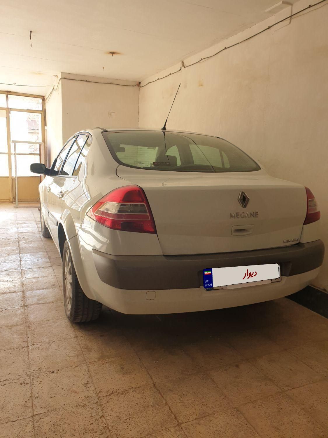 رنو مگان پارس خودرو 2000 - 2012