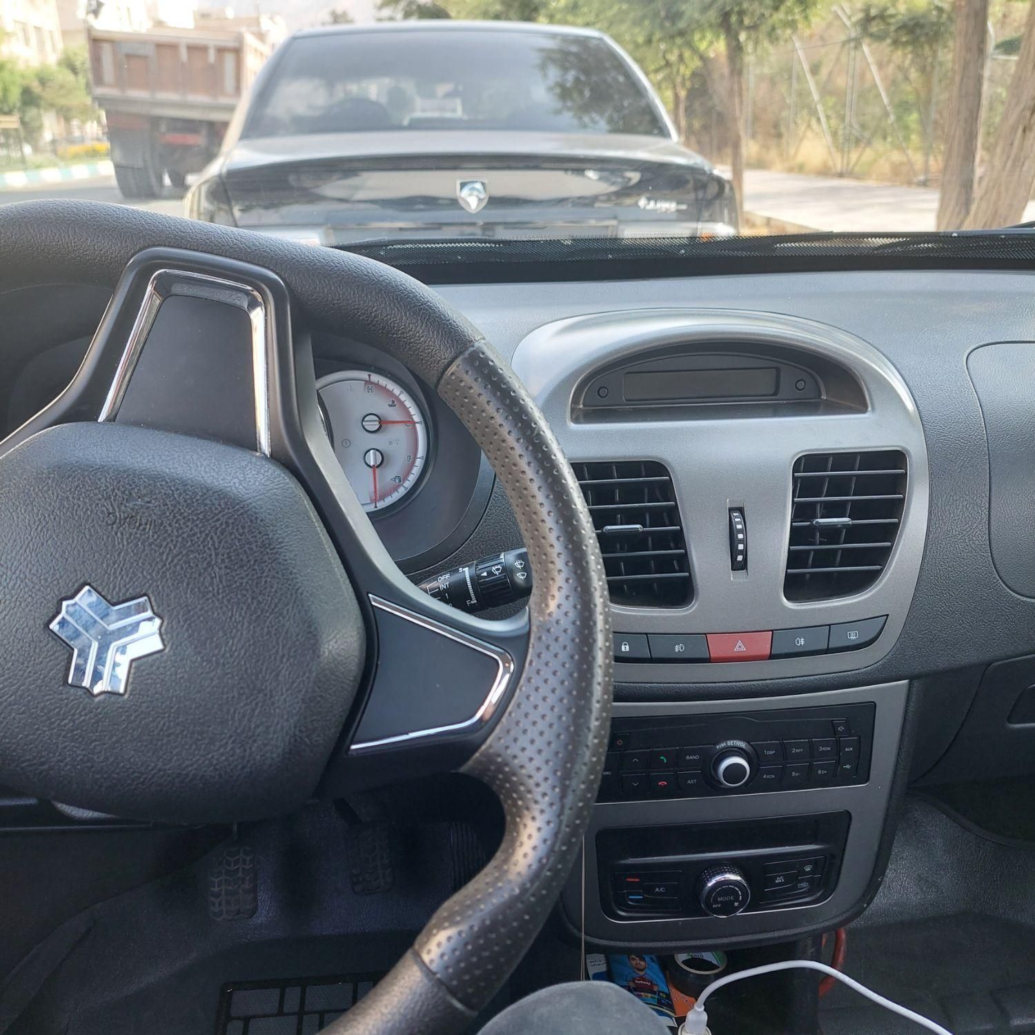 ساینا S دنده ای بنزینی - 1402