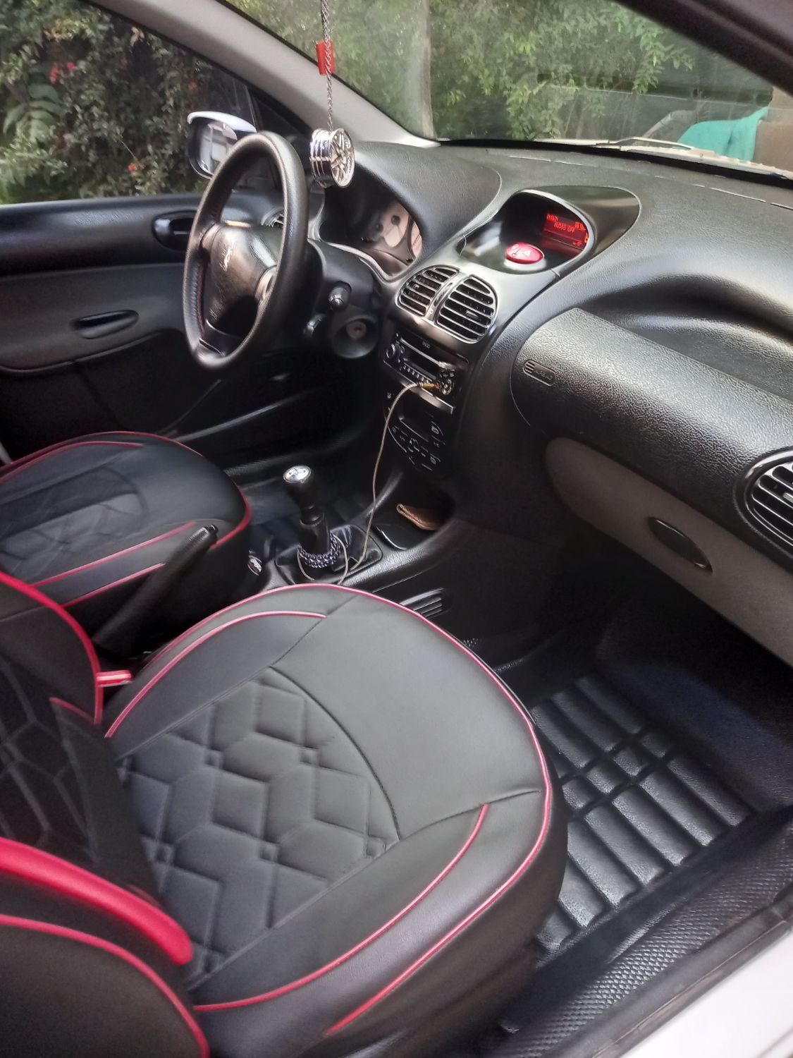 پژو 206 SD v8 - 1396