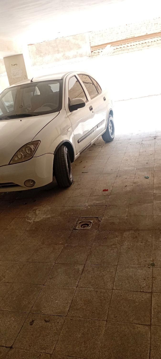 تیبا صندوق دار SX - 1394