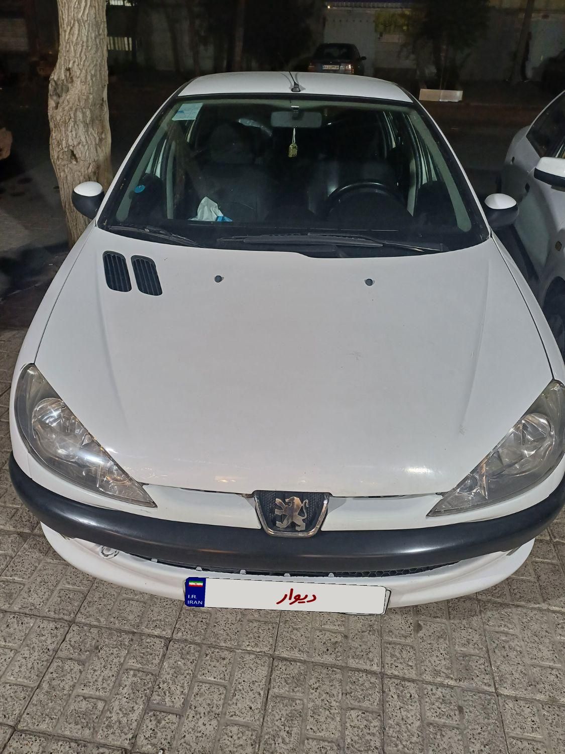 پژو ۲۰۶ صندوق دار v8 - 1395