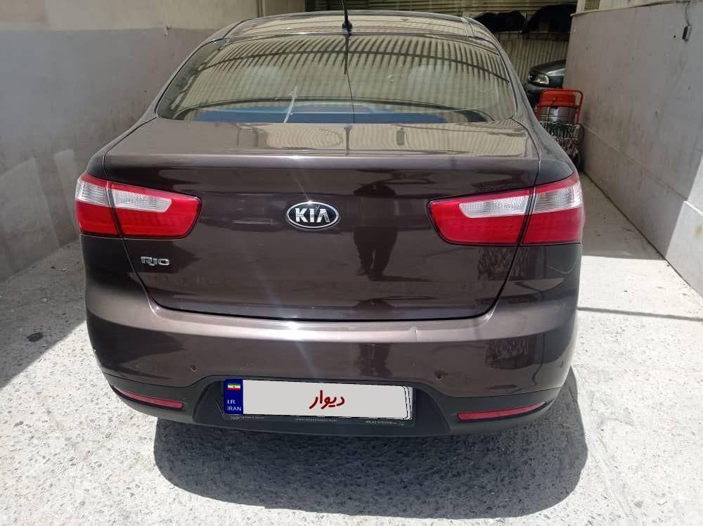 کیا ریو صندوقدار فول UB - 2015