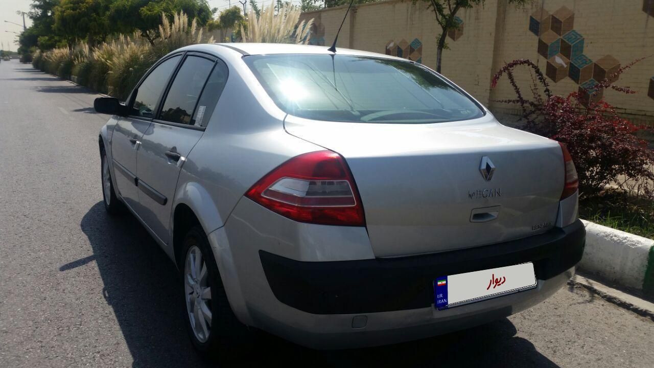 رنو مگان دنده‌ای 1600 - 2008