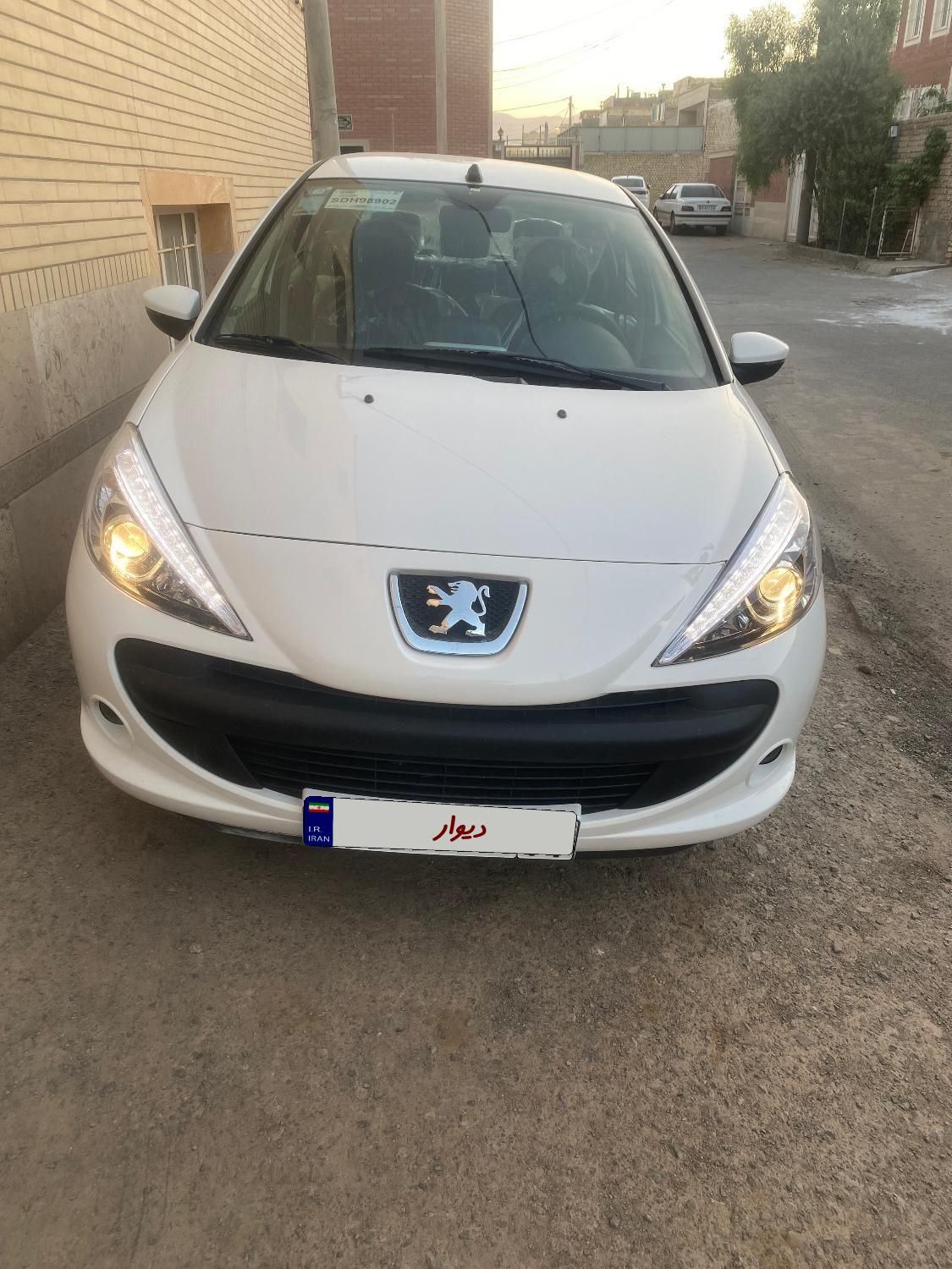 پژو 207 دنده‌ای با موتور TU3 - 1404