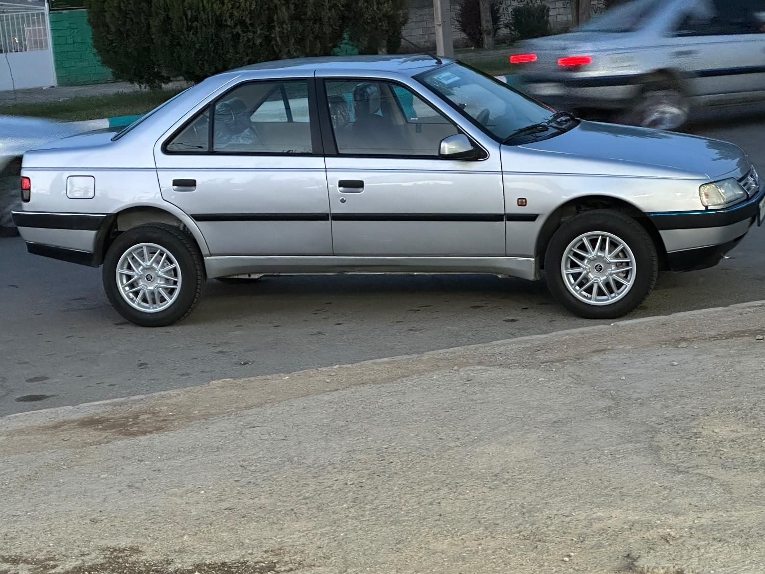 پژو 405 GLX - 1389