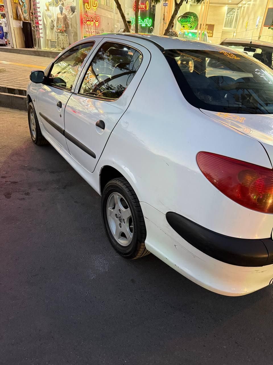 پژو 206 SD v8 - 1390