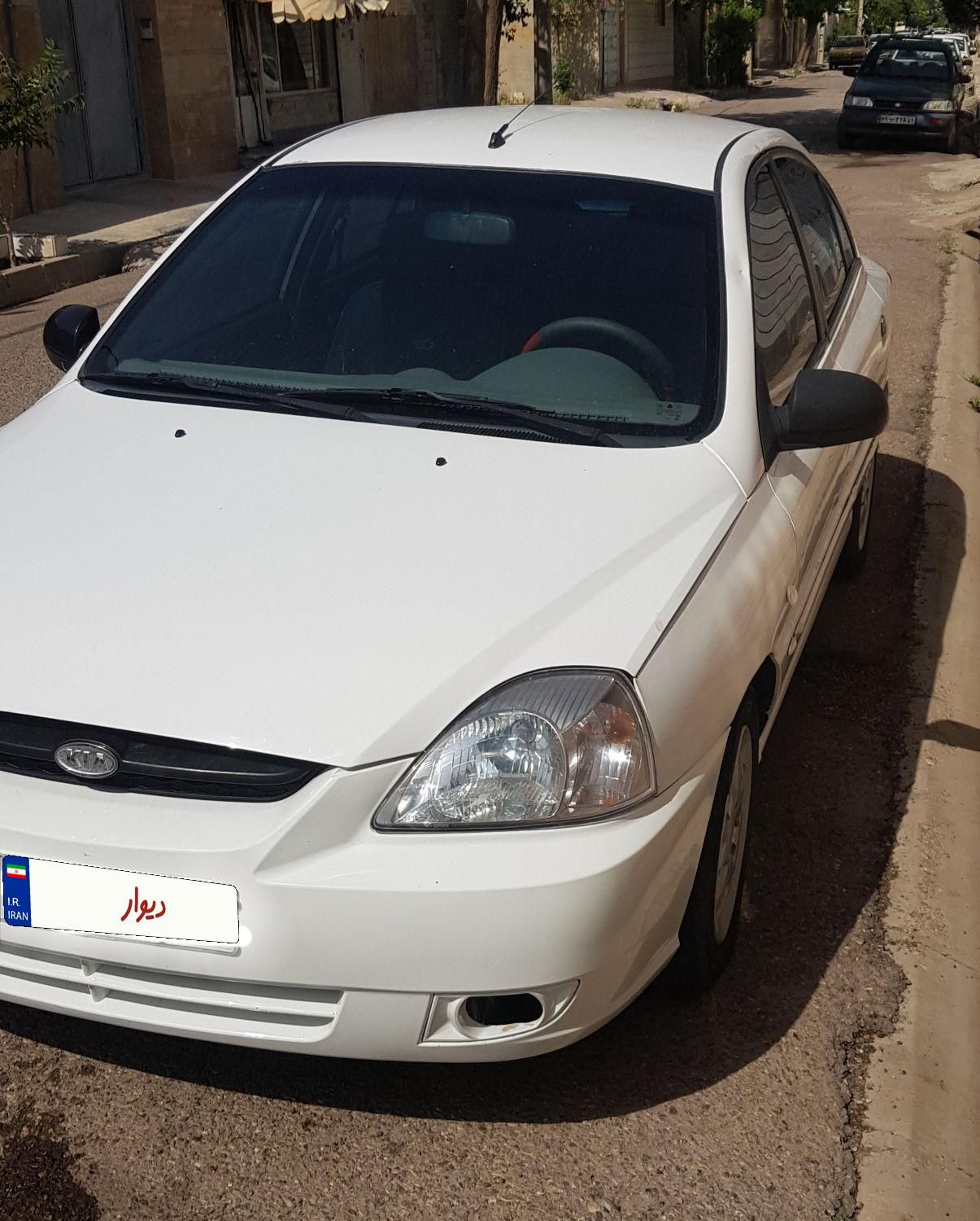 کیا ریو صندوقدار نیمه فول UB - 2009
