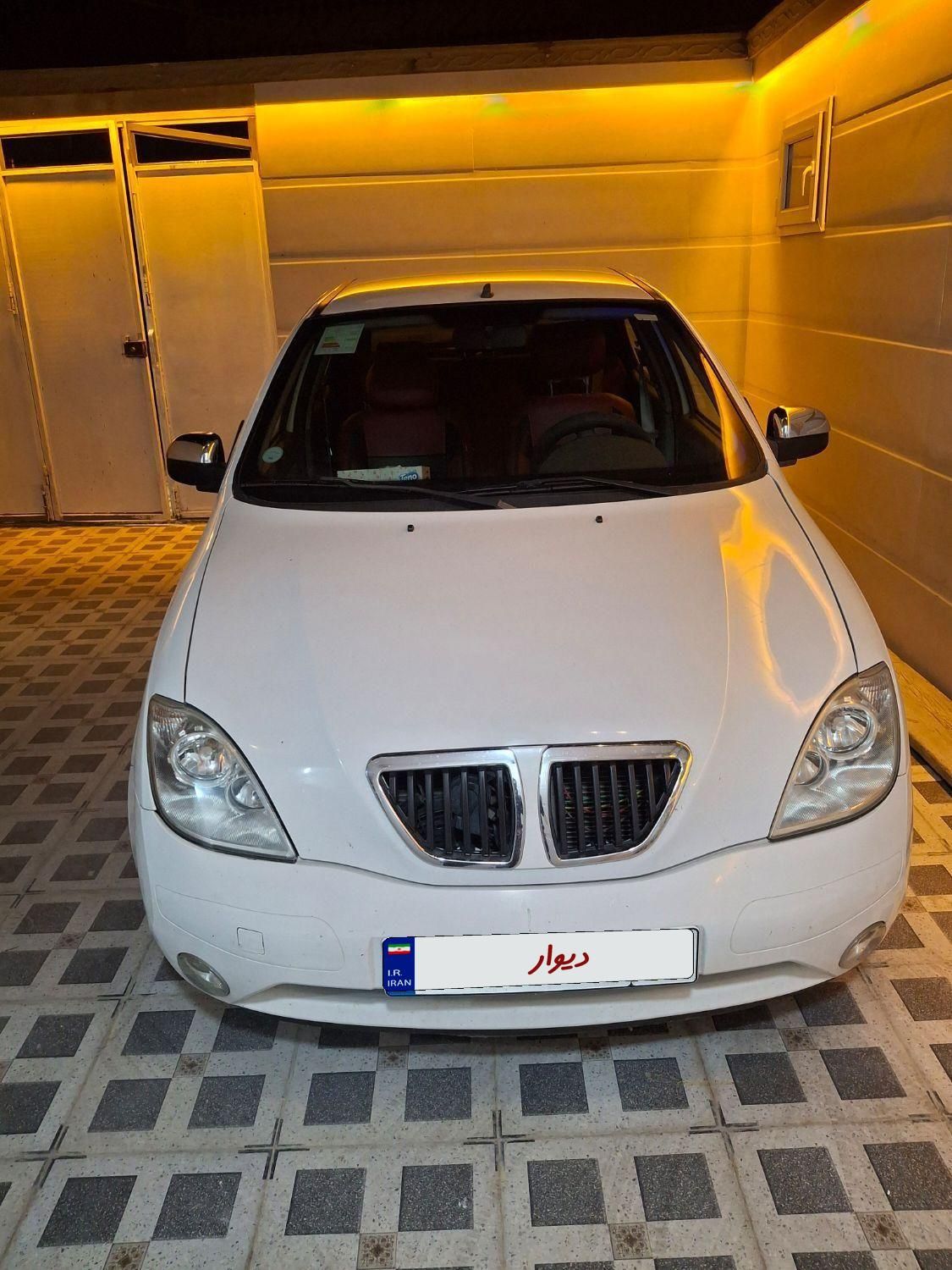 تیبا صندوق دار SX - 1399
