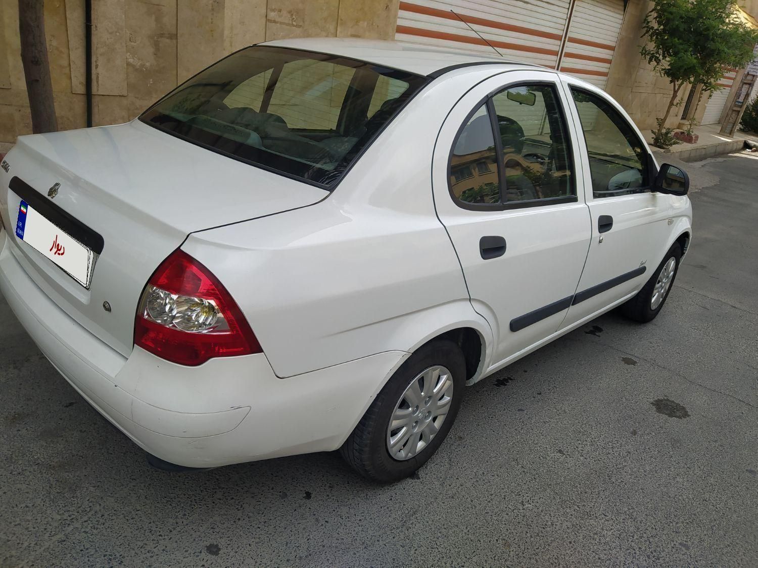 تیبا صندوق دار SX - 1393