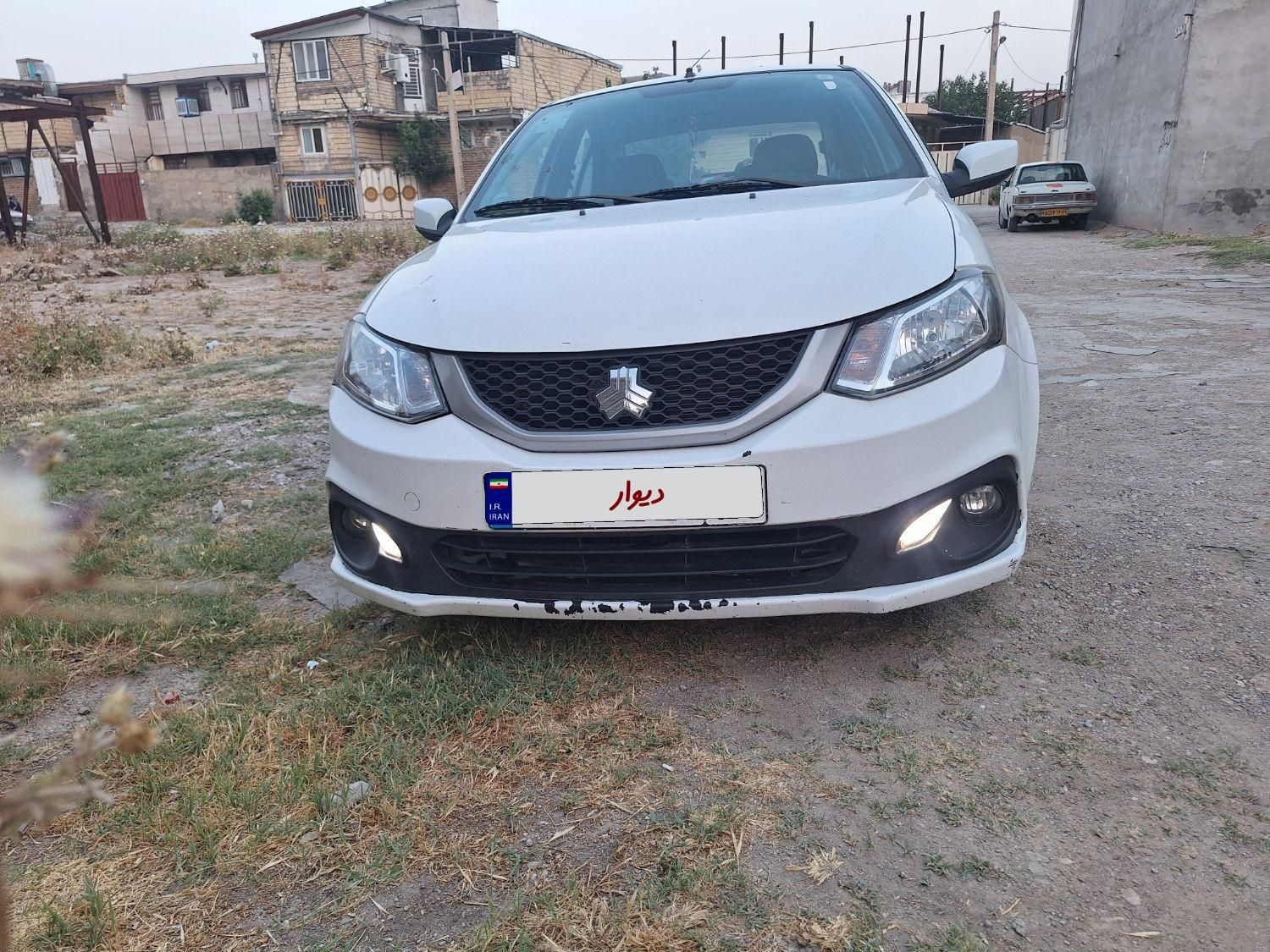ساینا S دنده ای بنزینی - 1400