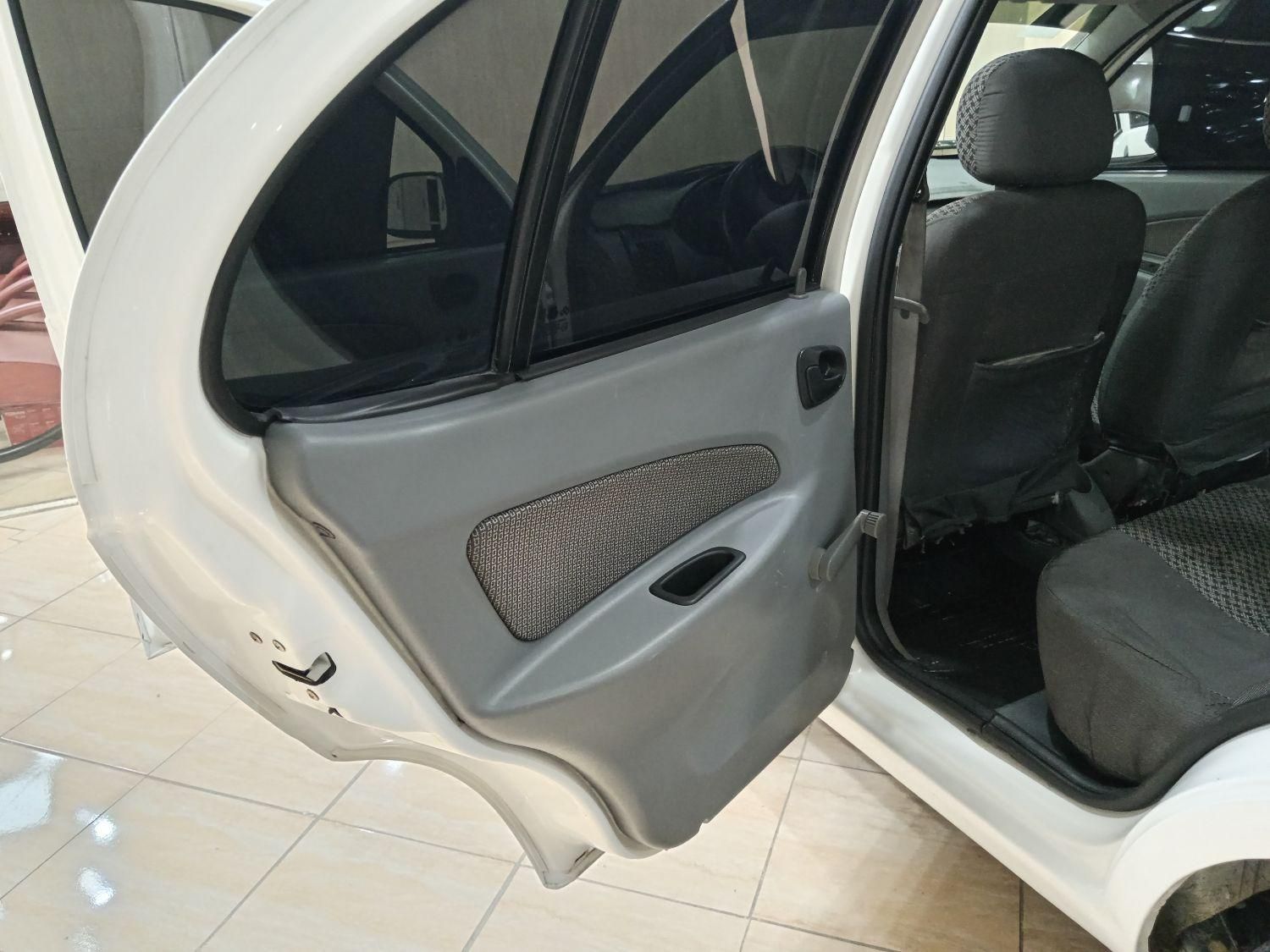 تیبا صندوق دار SX - 1400