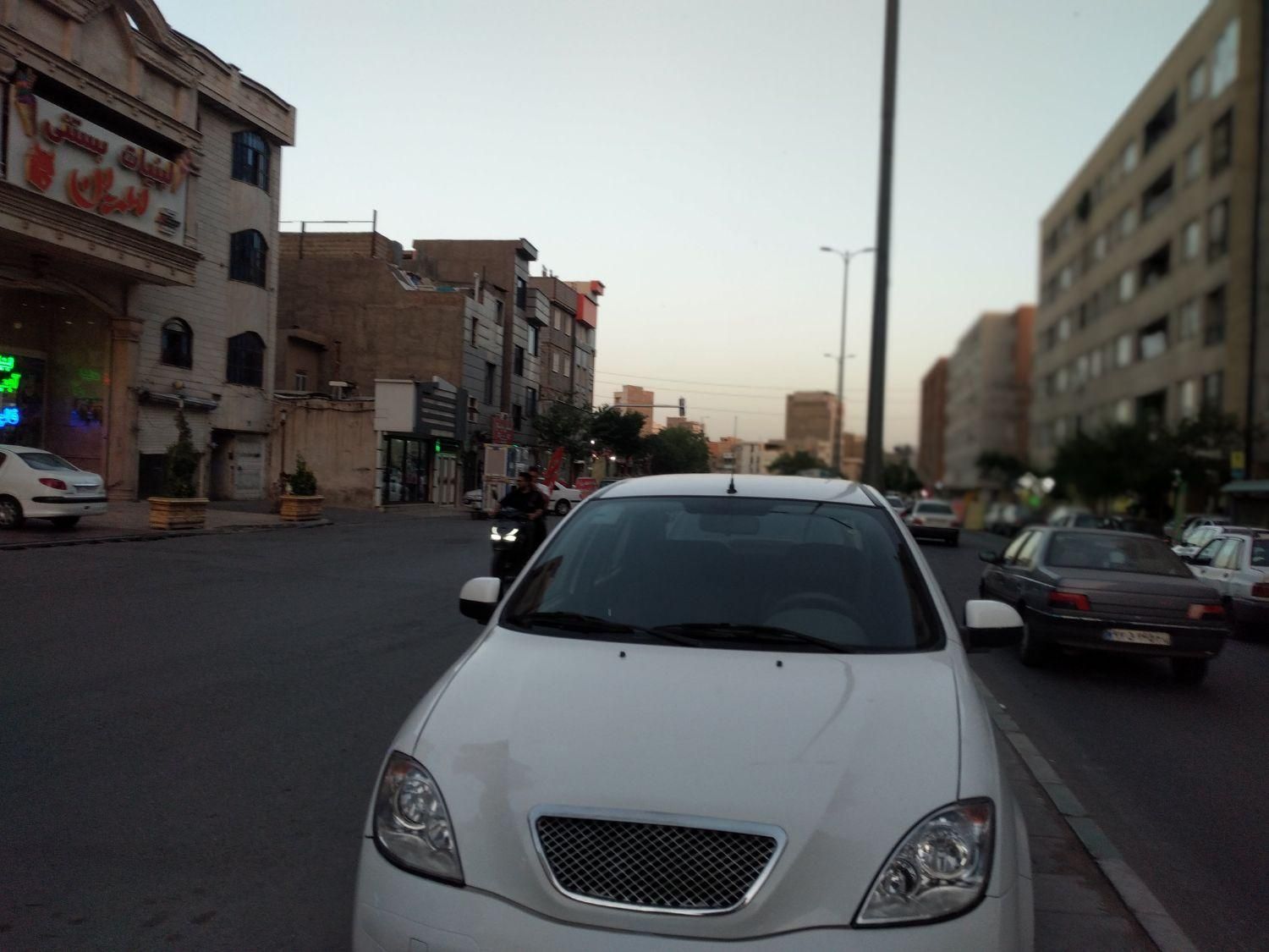 تیبا صندوق دار EX - 1395